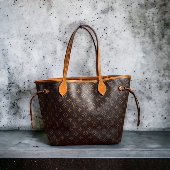 Louis Vuitton Neverfull MM Monogram AR2173 - Picture 2 of 13